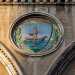 Ma quello stemma biancorosso continu a essere utilizzato nei secoli successivi, cominciando una lunga convivenza con il precedente e pi antico eblema cittadino: il Barione (qui quello presente sulla facciata di Palazzo Fizzarotti). Questultimo raffigurava un cherubino in piedi su una barca nell'atto di scoccare una freccia, circondato dal mare e accompagnato da un delfino